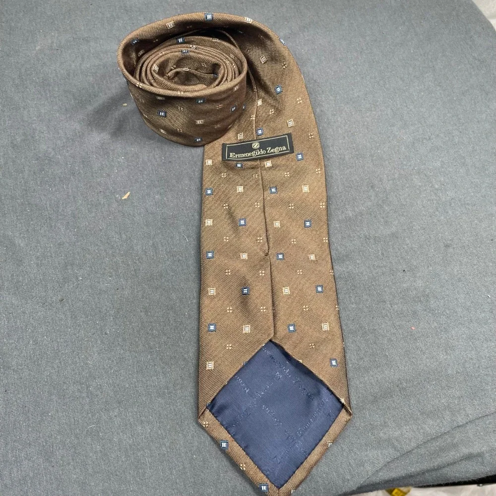 Ermenegildo Zegna Men Tie Silk Brown Geometric Pattern 3.75